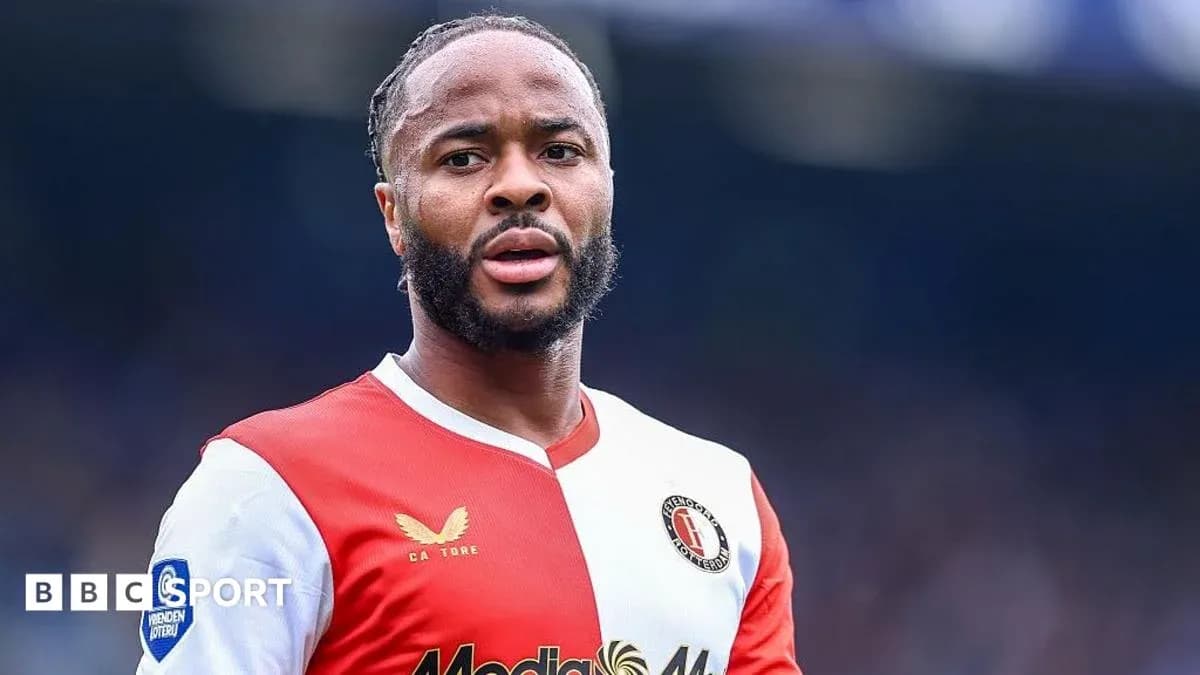 Jugador de Feyenoord en el campo durante el partido