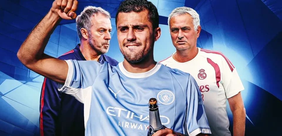 Jugador levantando botella con entrenadores al fondo