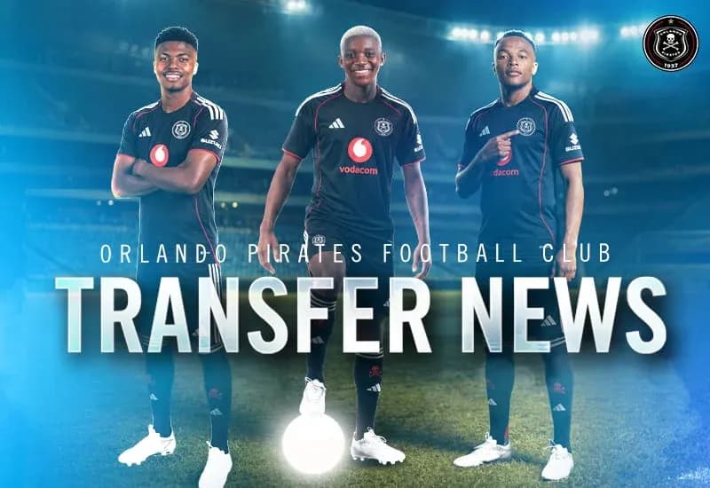Jugadores de Orlando Pirates con camiseta de equipo