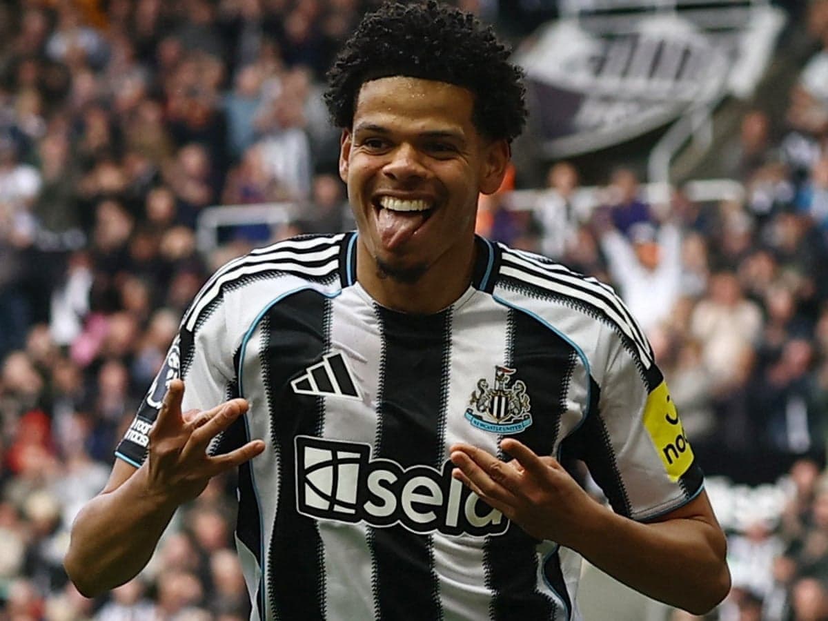 Jugador de Newcastle celebrando un gol