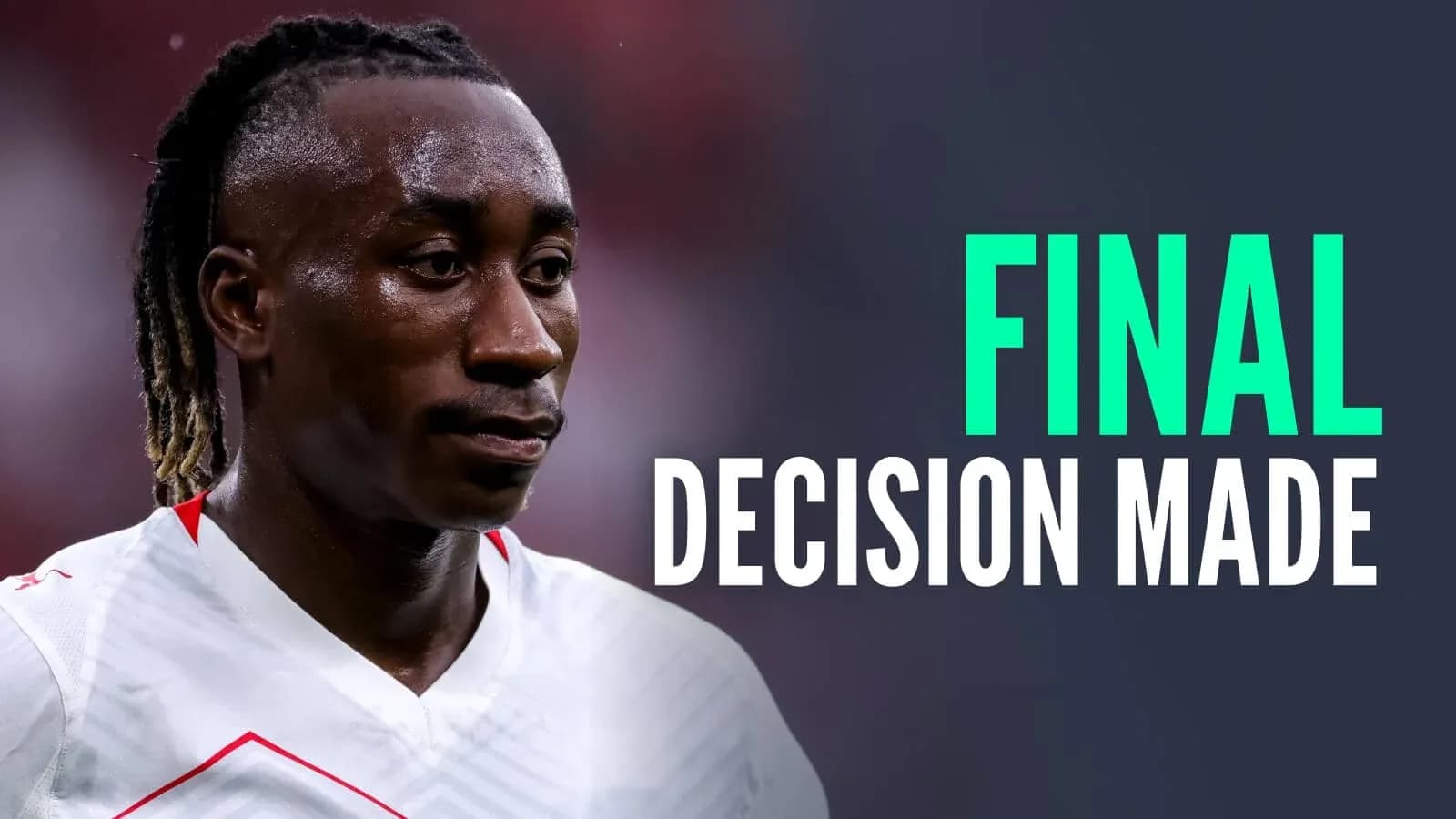 Jugador con camiseta blanca durante un partido