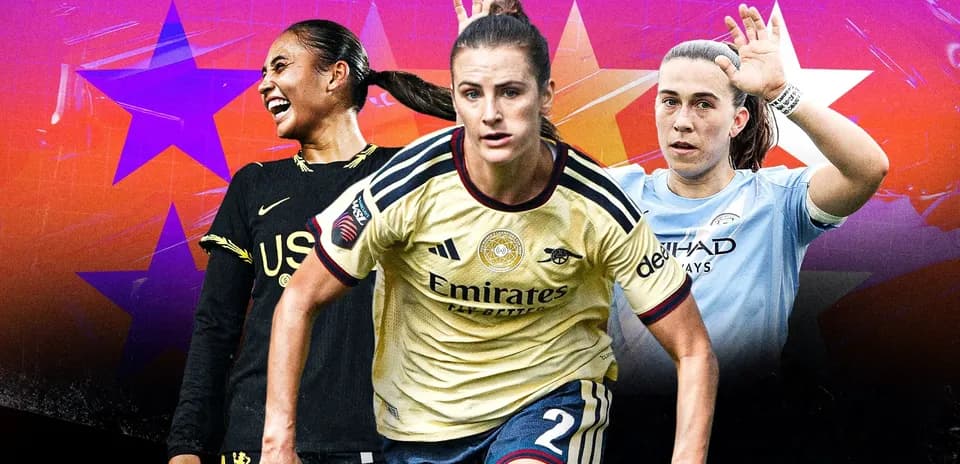 Tres jugadoras de fútbol en acción con fondo colorido