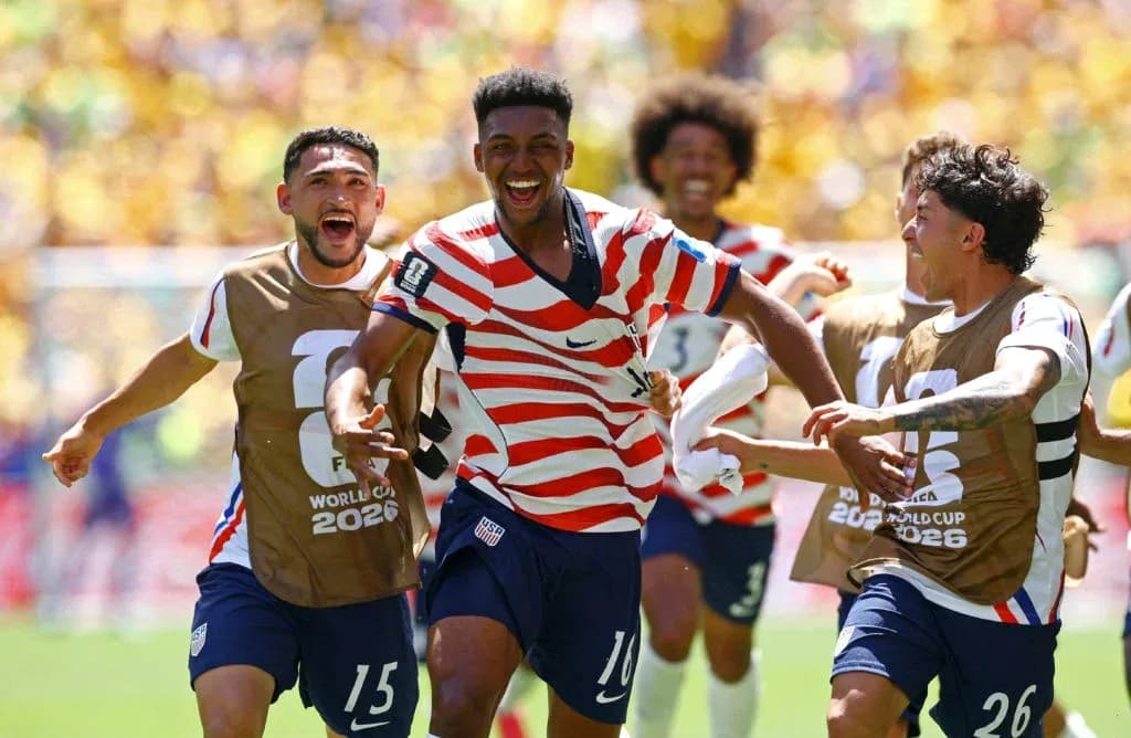 Jugadores de EE. UU. celebrando un gol en el Mundial