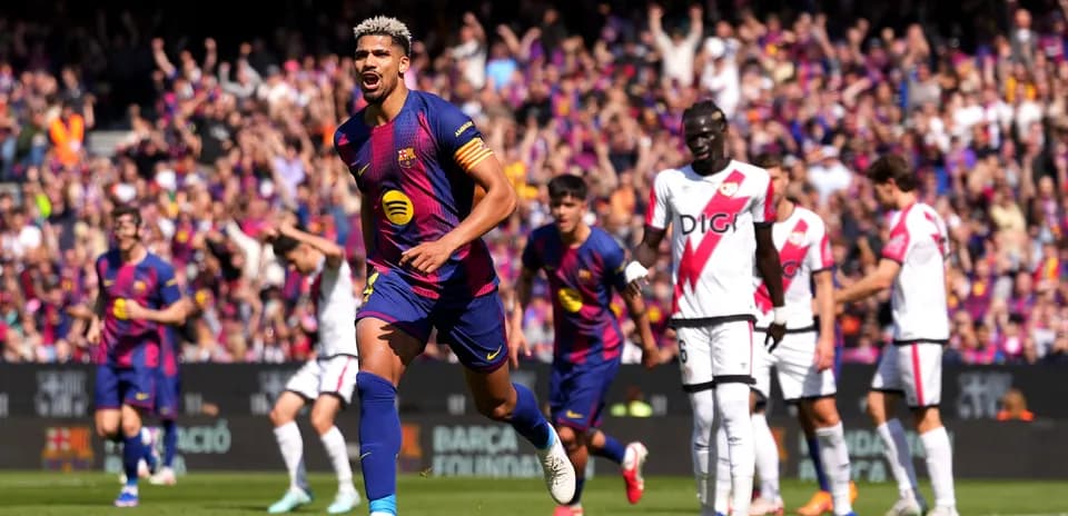 Celebración de gol de jugador del Barcelona