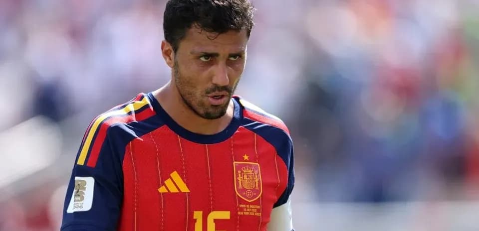 Jugador de España en uniforme durante el partido