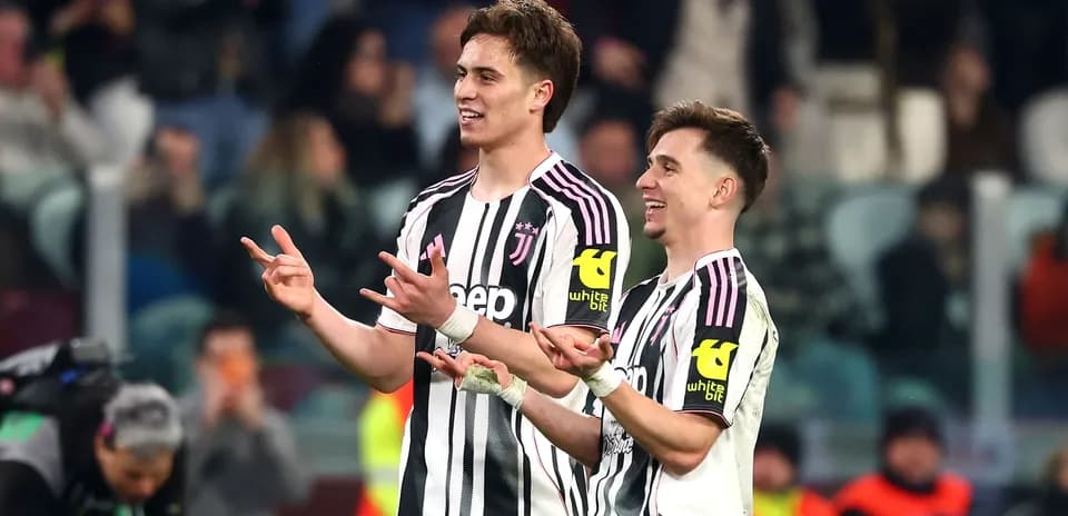 Jugadores de la Juventus celebrando en el campo