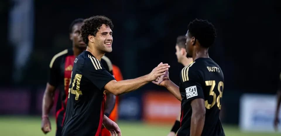 Jugadores de Atlanta United II celebrando un gol
