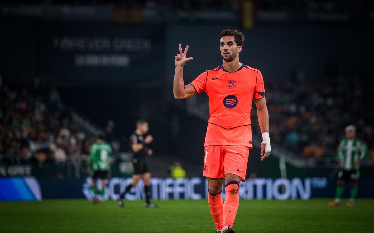 Jugador del Barcelona señalando un gol