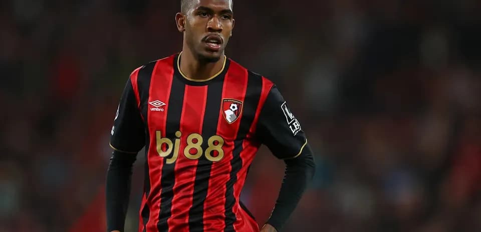 Jugador de AFC Bournemouth en acción durante partido