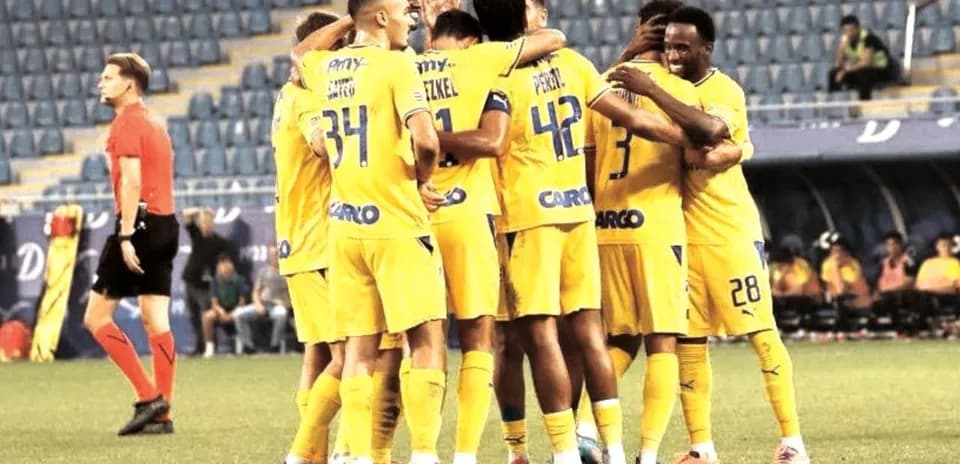 Celebración del equipo Maccabi Tel Aviv en el partido