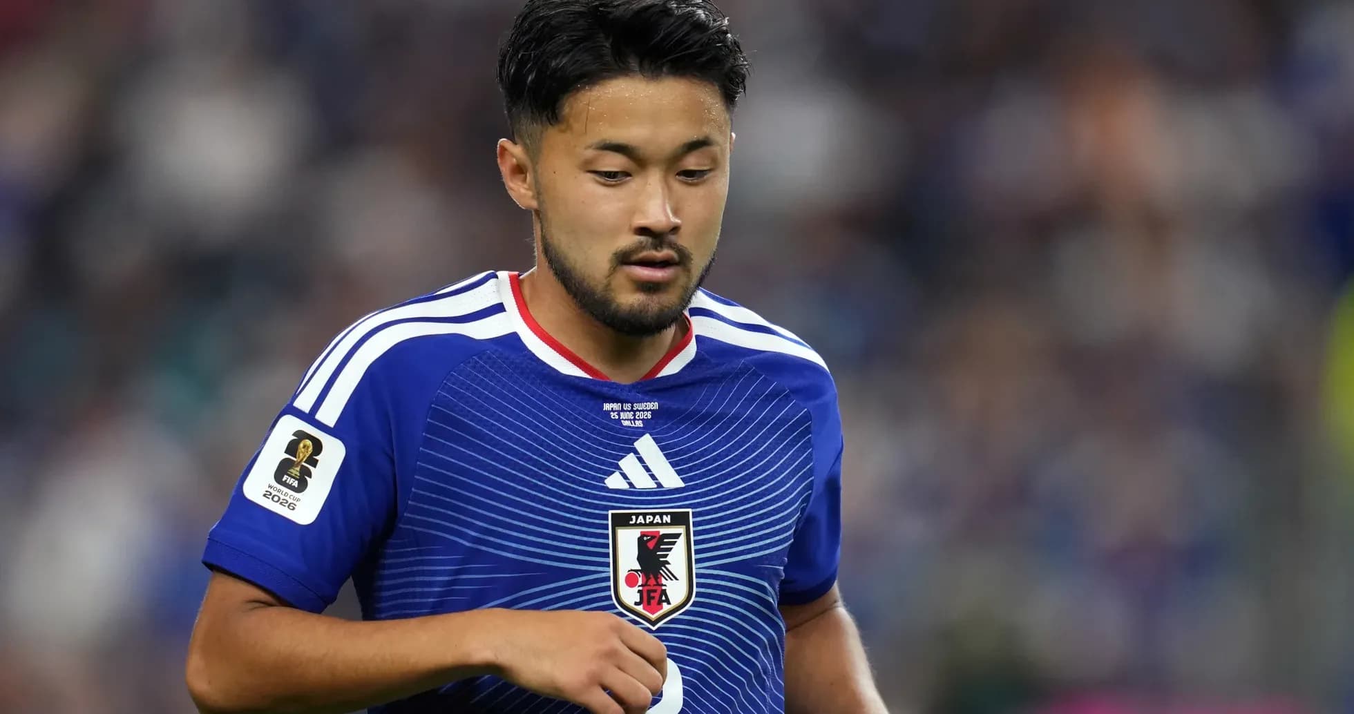Jugador japonés en acción durante un partido