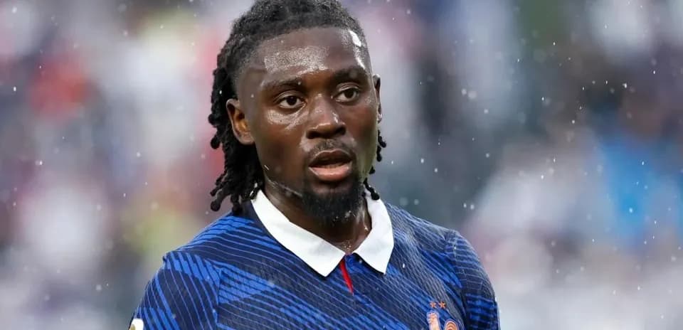 Jugador de Francia en acción durante el partido