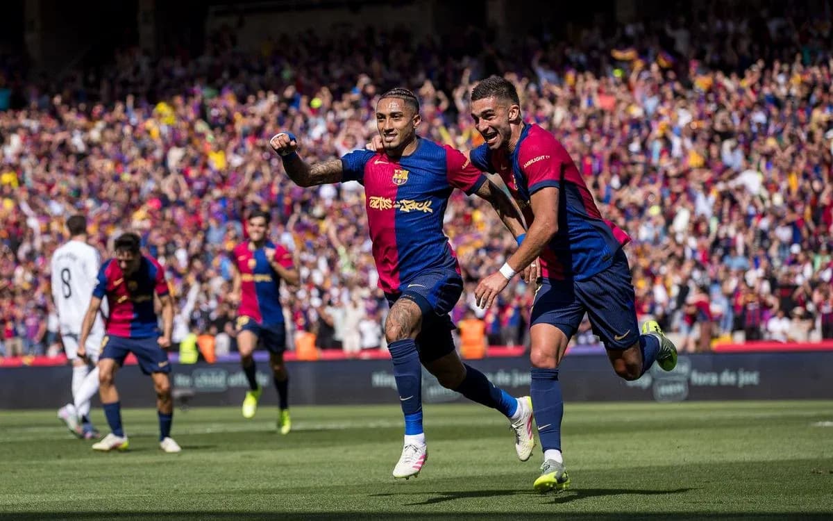 Jugadores del Barcelona celebrando un gol