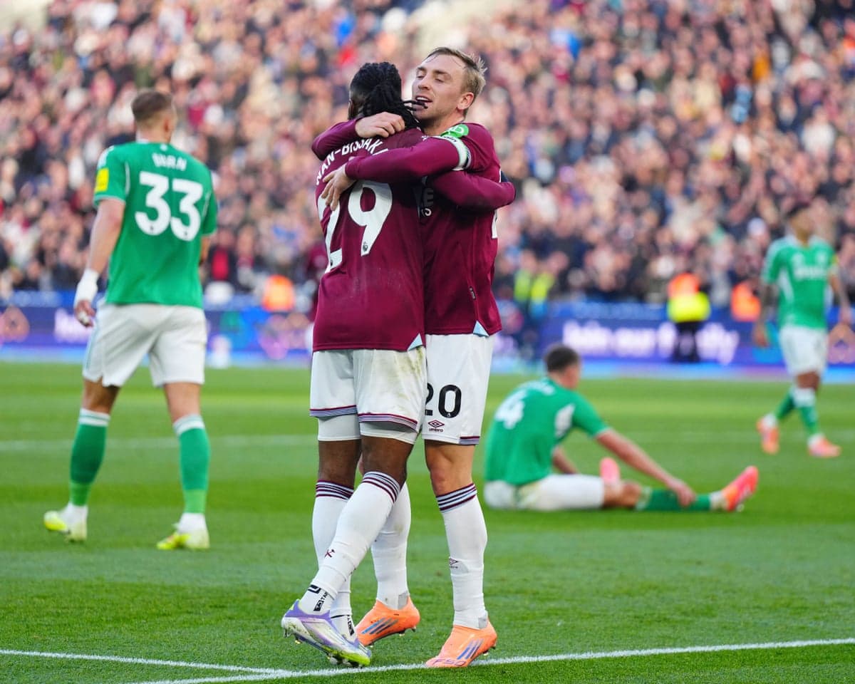 Jugadores de West Ham celebrando un gol