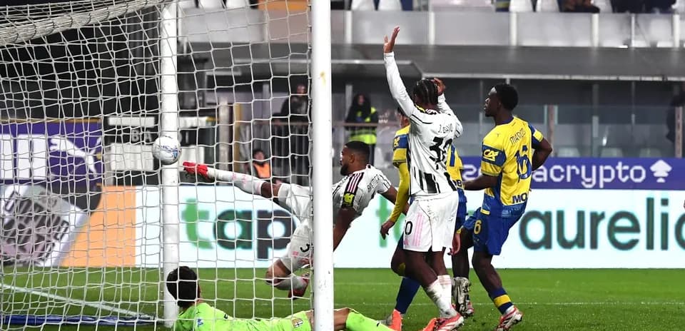 Gol de Juventus contra Parma en Serie A