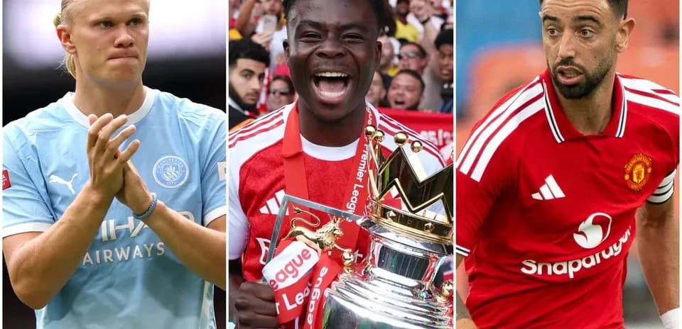 Tres futbolistas posando, uno con trofeo de Premier League