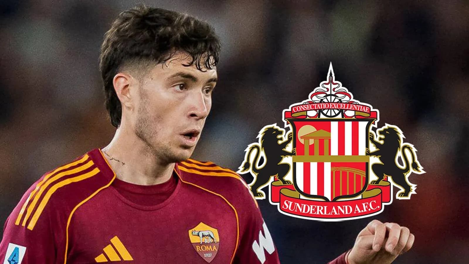 Jugador de la Roma con el escudo de Sunderland