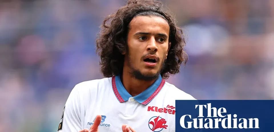Jugador de Lille OSC en acción durante un partido