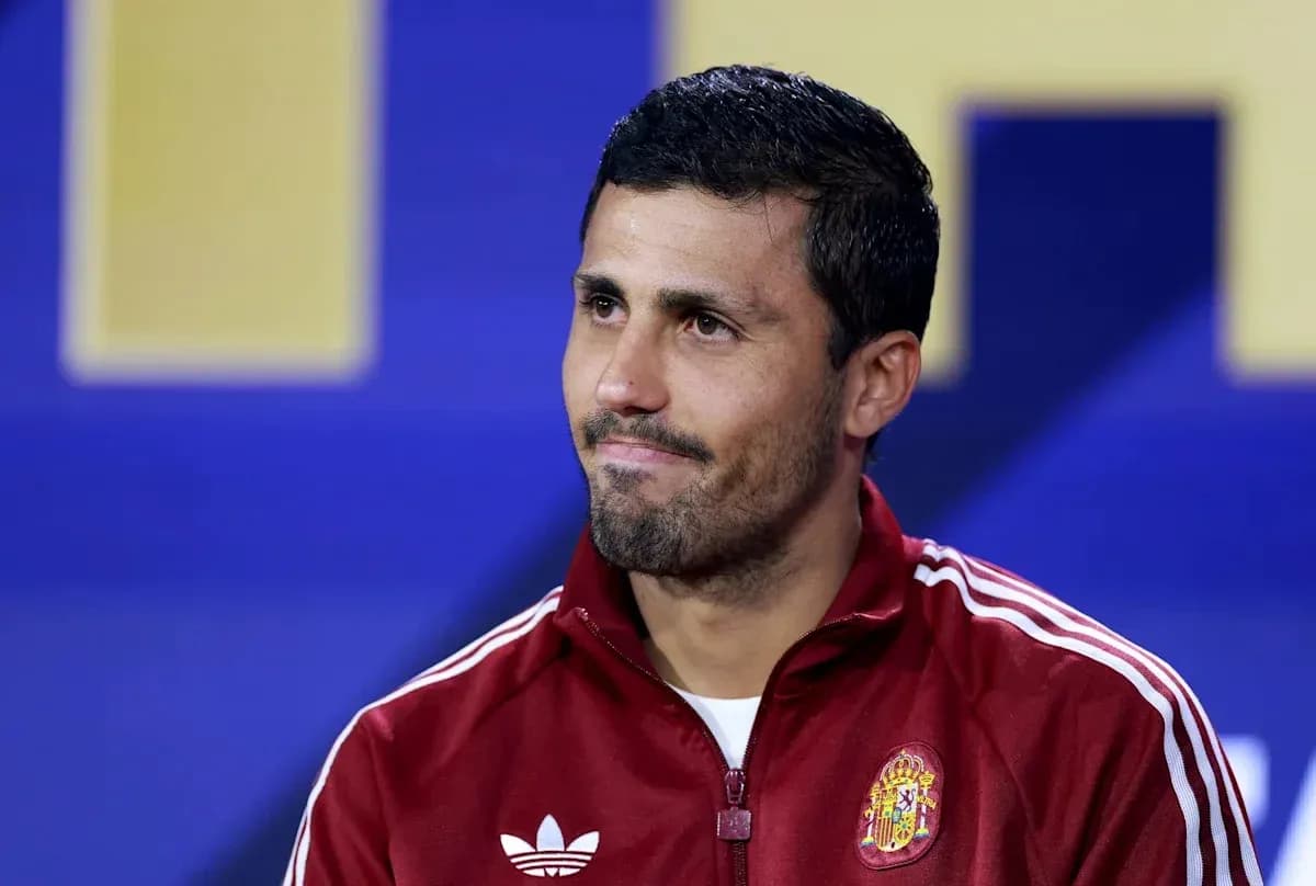 Entrenador de España durante conferencia de prensa
