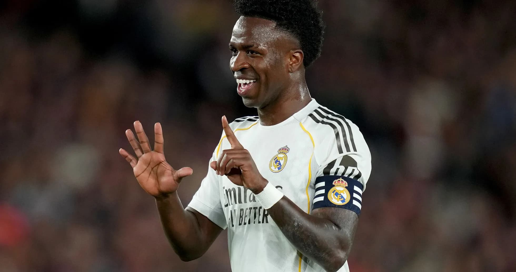 Vinícius Jr. celebrando durante un partido con Real Madrid