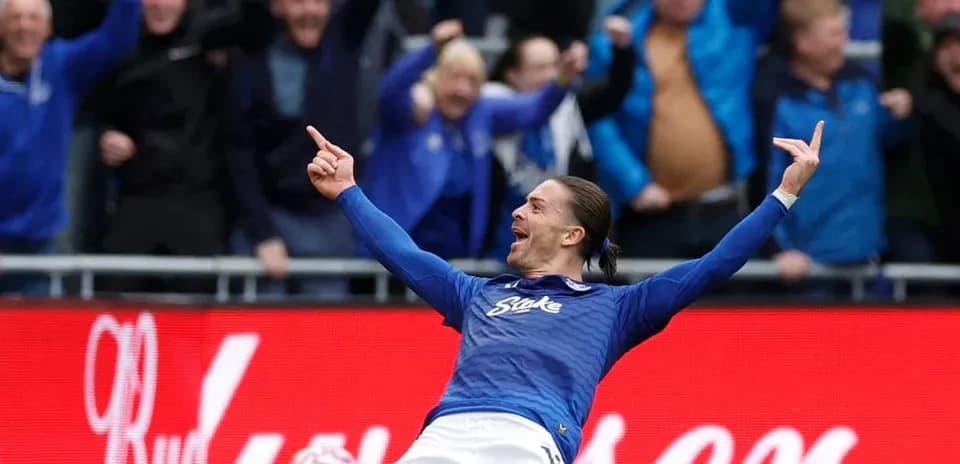 Jugador de Everton celebrando un gol
