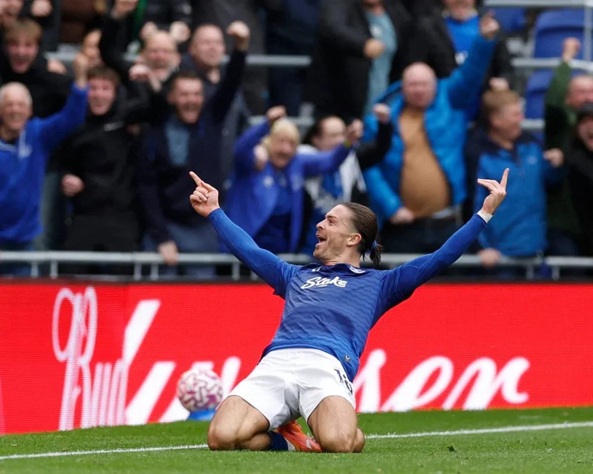 Jugador de Everton celebrando un gol