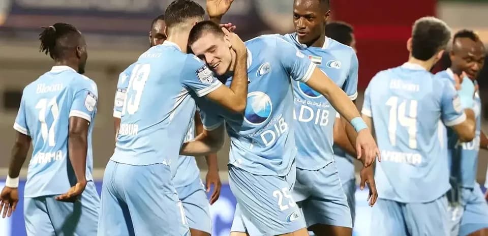 Jugadores de Dibba Al Fujairah U23 celebrando un gol