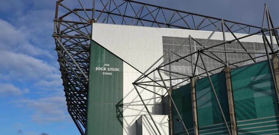 Vista del Jock Stein Stand en un estadio