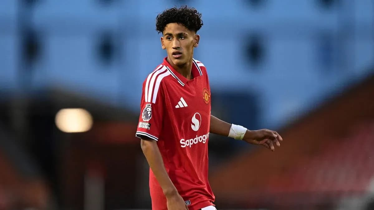 Jugador de Manchester United en el campo durante el partido