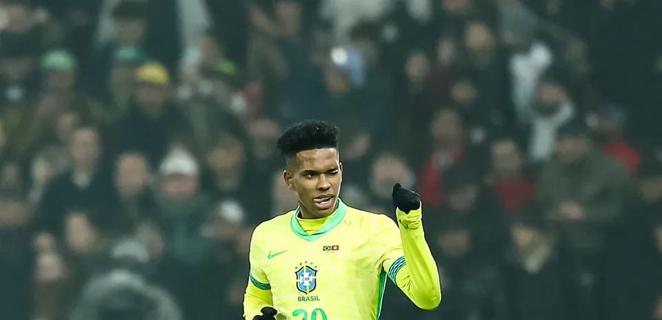 Jugador de Brasil celebrando durante un partido