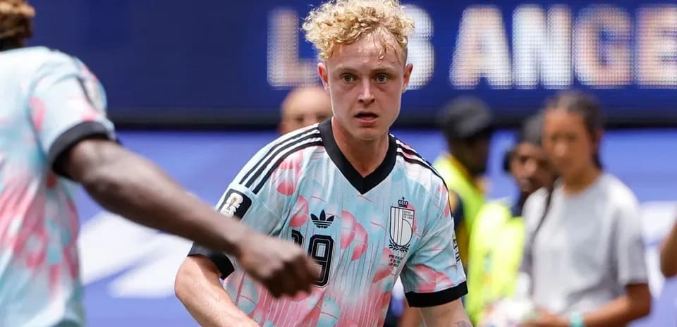 Jugador de España corriendo durante un partido