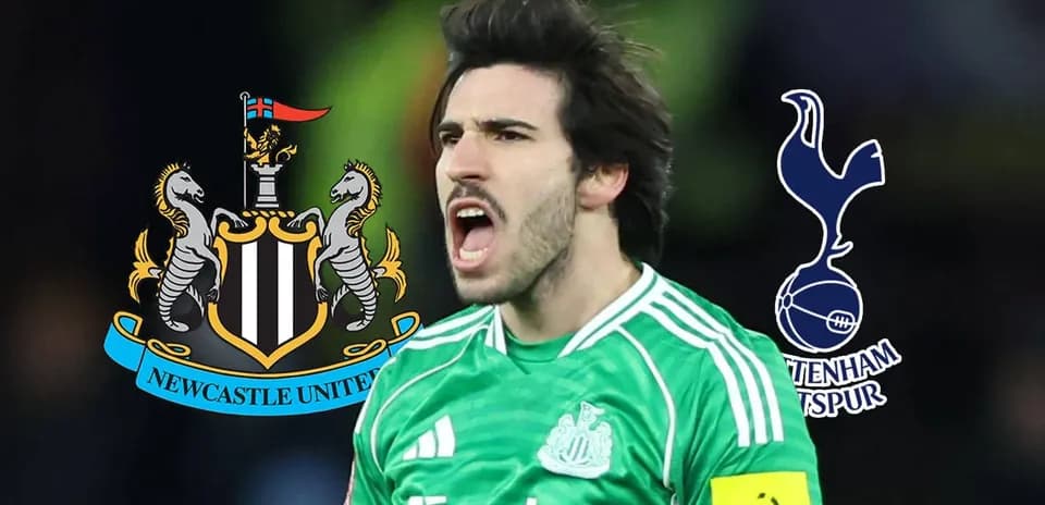 Portero de Newcastle United celebrando con emoción