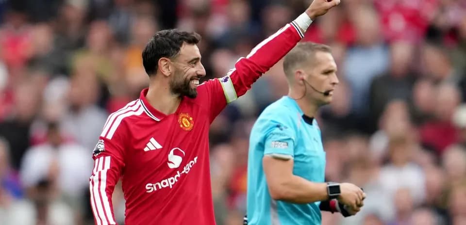 Bruno Fernandes gesticulando durante un partido