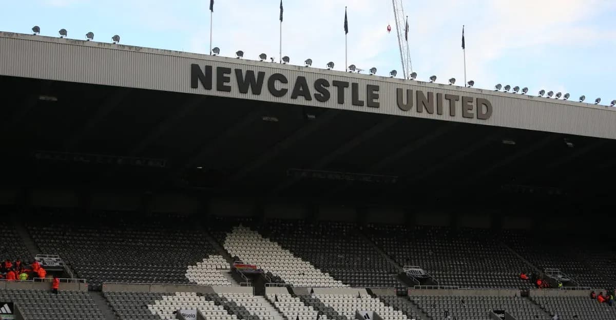 Estadio de Newcastle United con gradas vacías