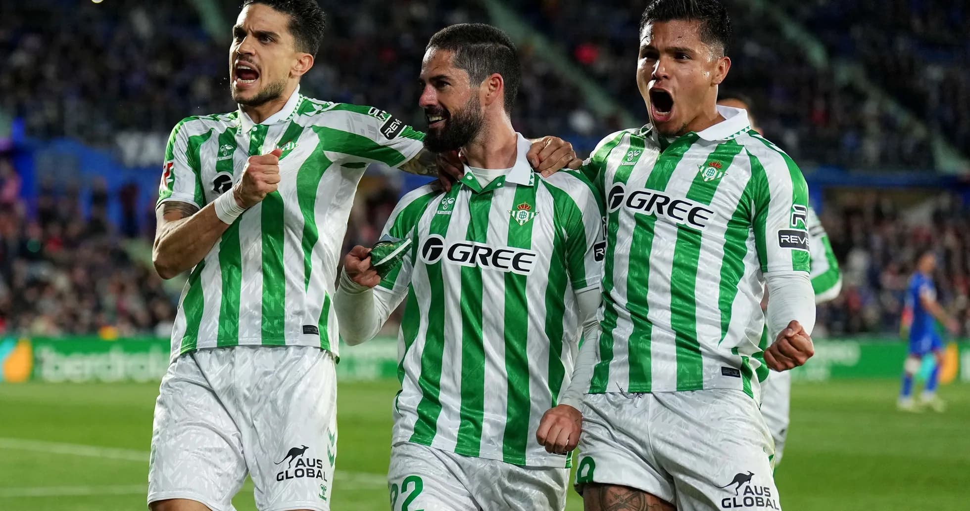 Jugadores de Real Betis celebrando un gol