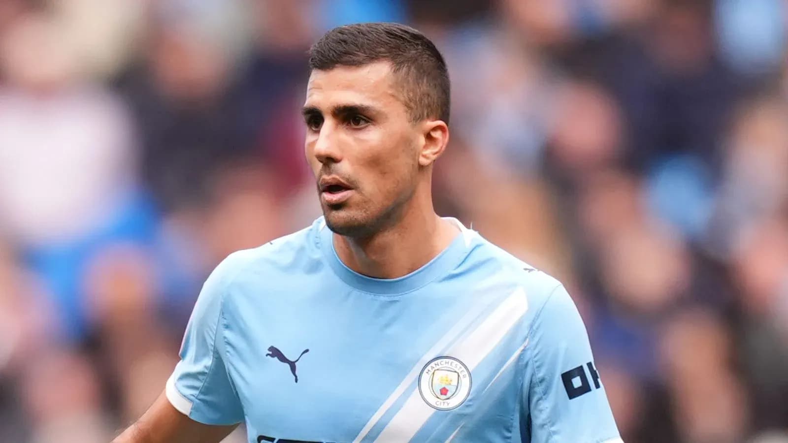 Jugador de Manchester City en acción durante un partido