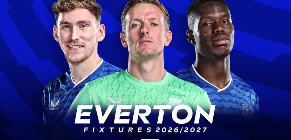 Jugadores de Everton con equipaciones en fondo azul