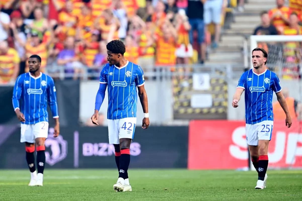 Jugadores del Rangers en el partido contra Jagiellonia
