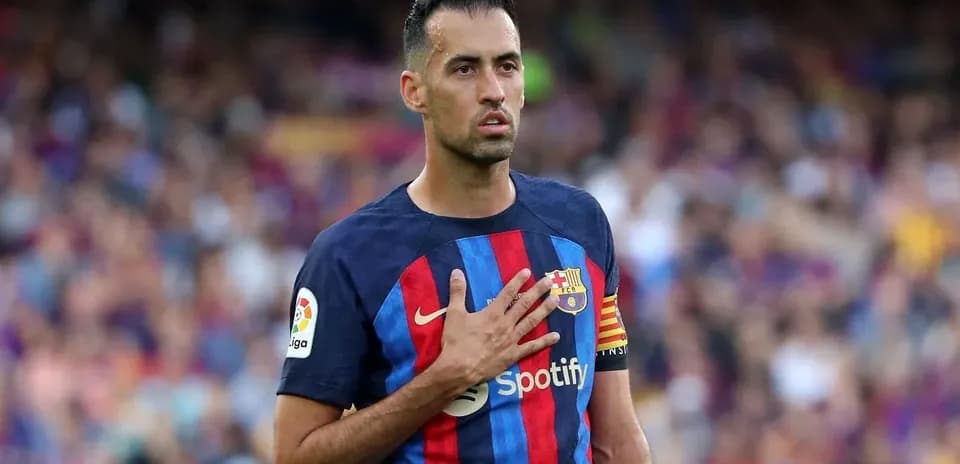 Jugador del Barcelona en el campo durante partido