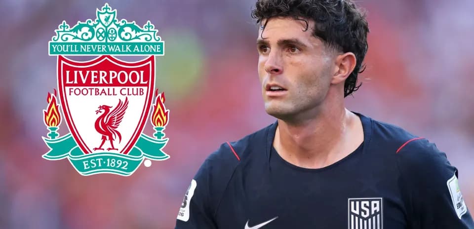 Jugador de Estados Unidos con camiseta de Liverpool