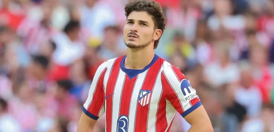 Jugador de Atlético de Madrid en el campo