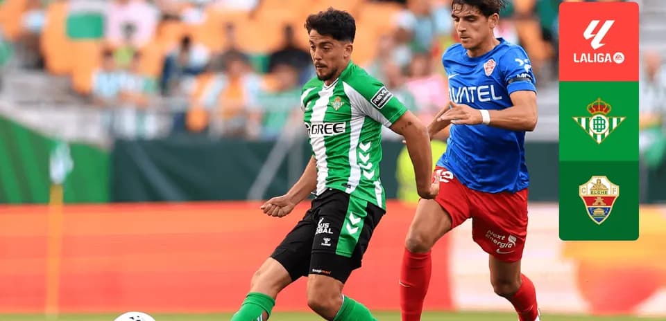 Jugadores de Real Betis y Elche en acción