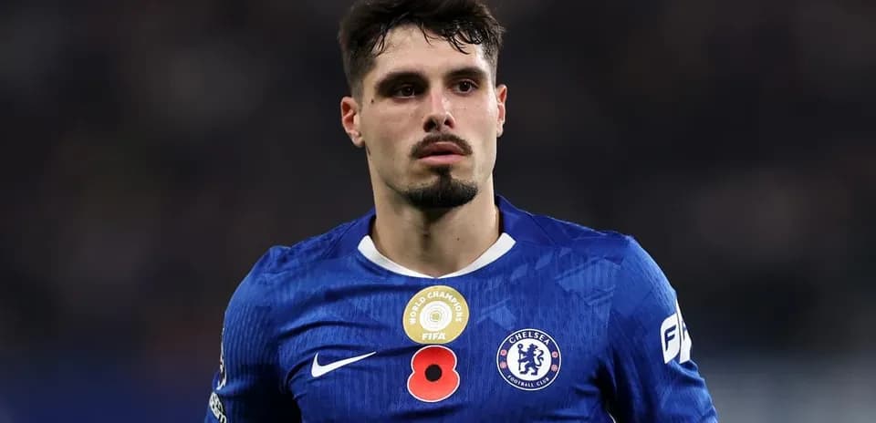 Jugador de Chelsea en acción durante el partido