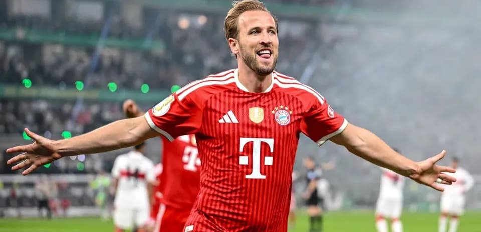 Jugador de Bayern Múnich celebrando un gol en el partido