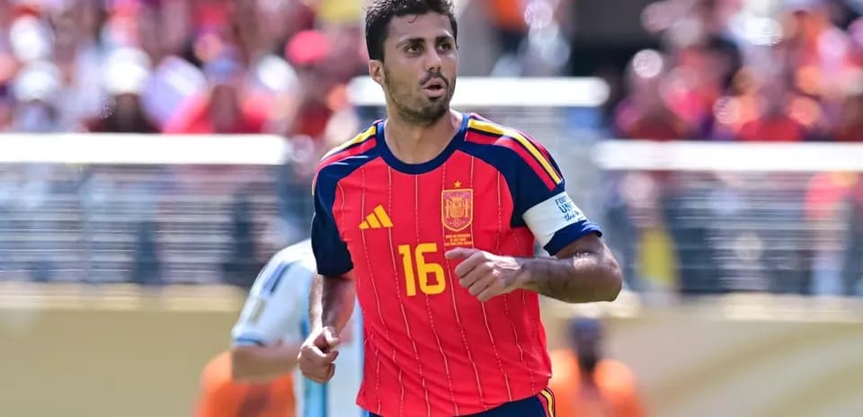 Jugador de España corriendo durante un partido
