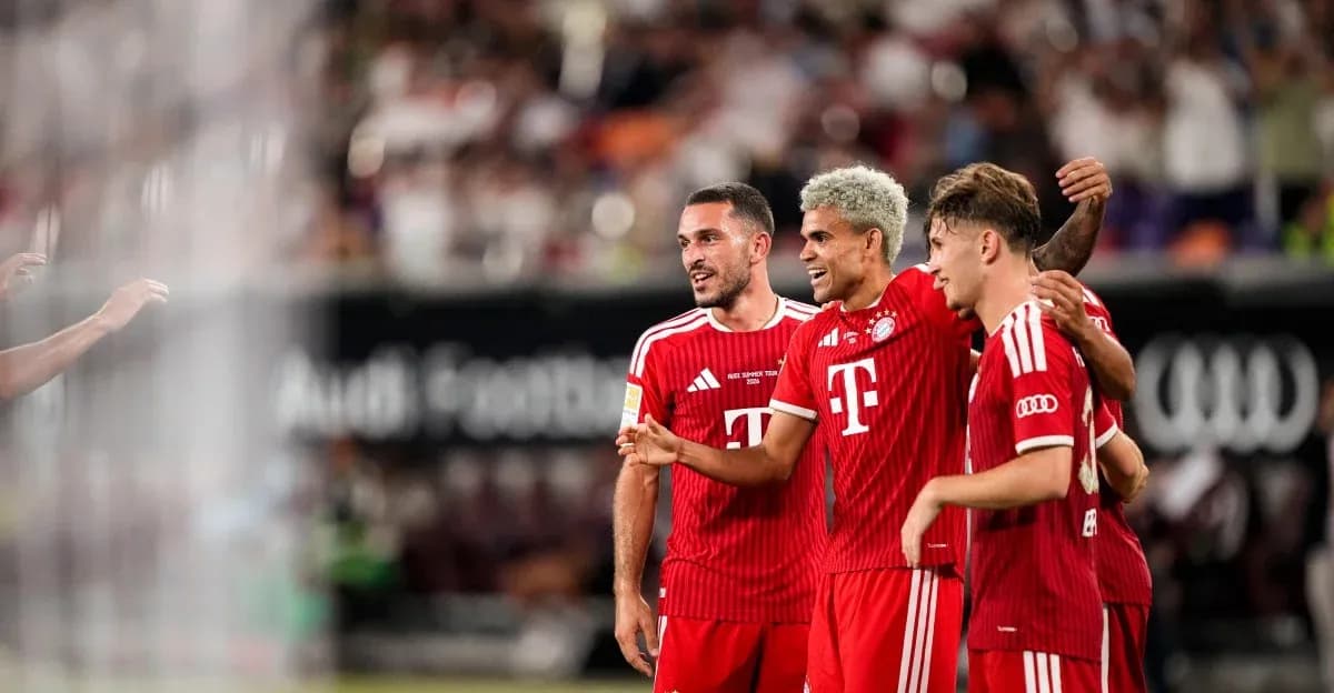 Jugadores de Bayern celebrando un gol juntos