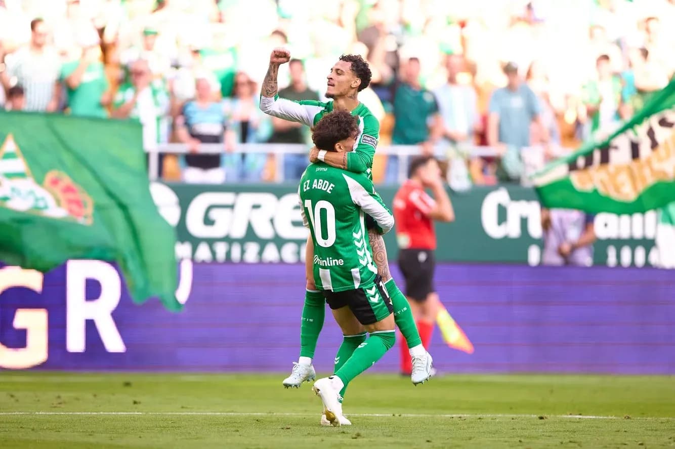 Jugadores de Real Betis celebrando un gol