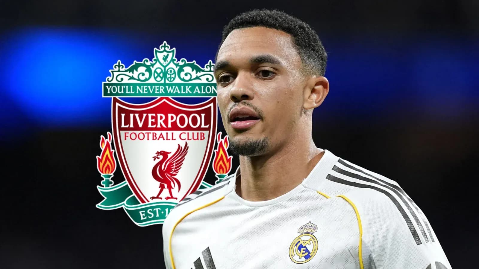 Jugador con uniforme de Real Madrid y logo de Liverpool