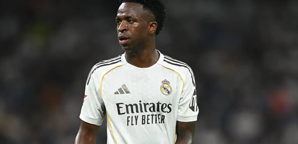 Jugador de Real Madrid en acción durante el partido