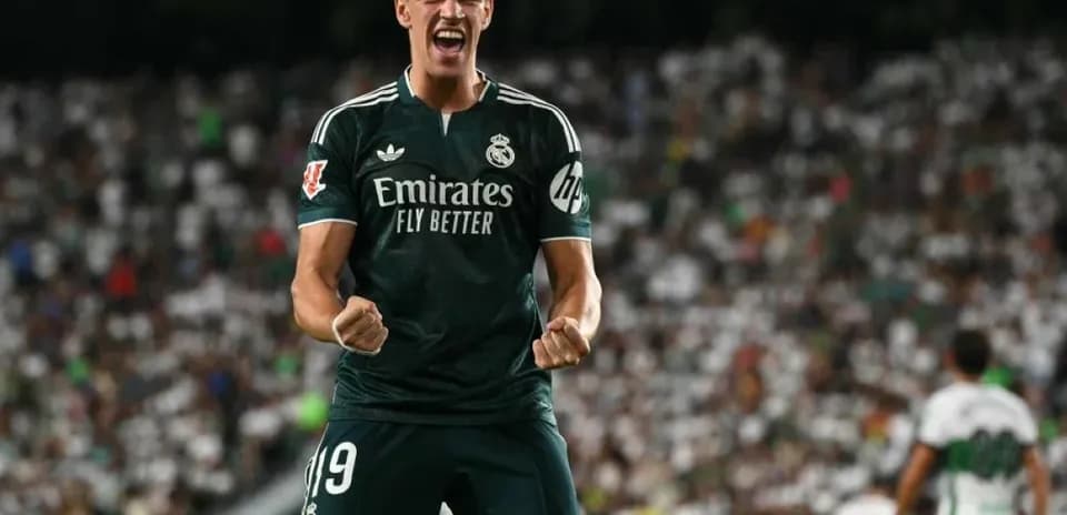 Jugador de Real Madrid celebrando un gol